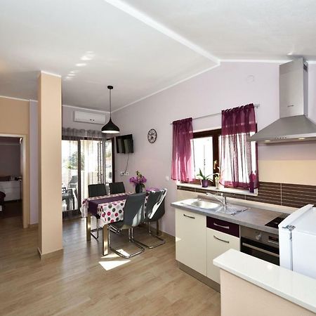 Apartments Lavanda - Free Parking And Grill Jezera Exterior foto