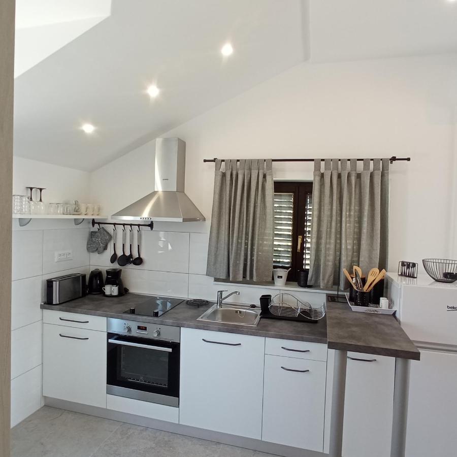 Apartments Lavanda - Free Parking And Grill Jezera Exterior foto