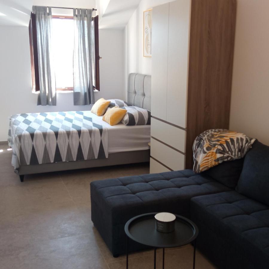Apartments Lavanda - Free Parking And Grill Jezera Exterior foto