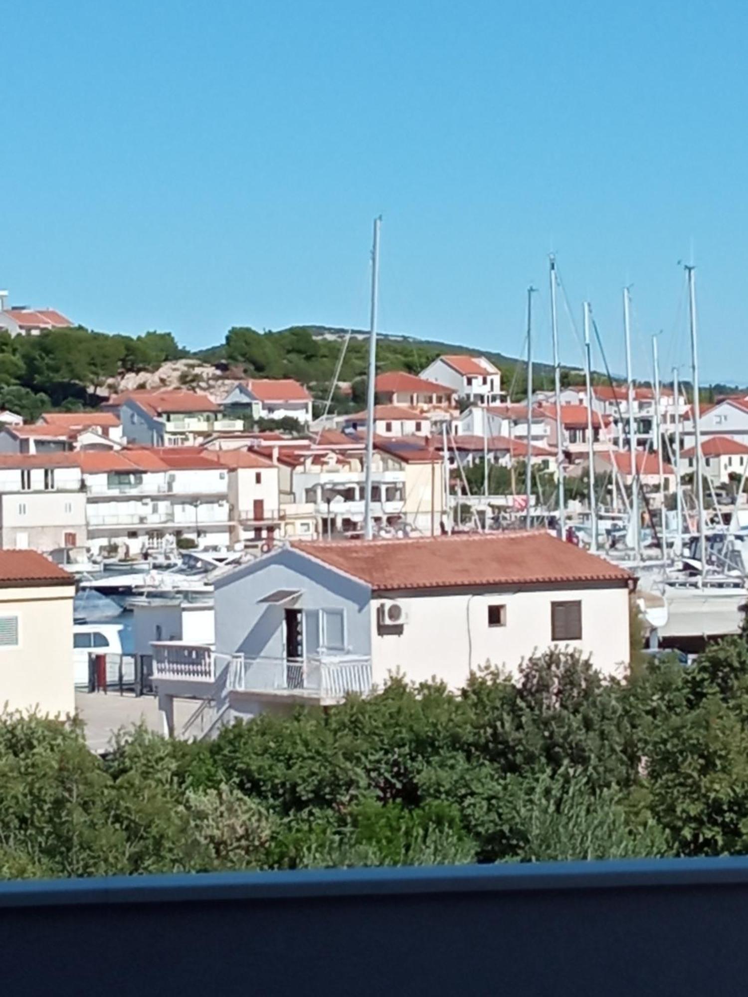 Apartments Lavanda - Free Parking And Grill Jezera Exterior foto